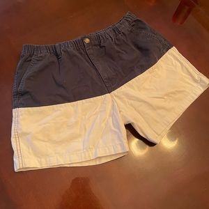 5.5 inch white and blue bear bottom shorts